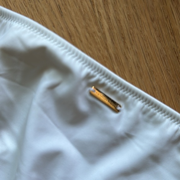 Victoria’s Secret set gently worn. - Picture 5 of 6